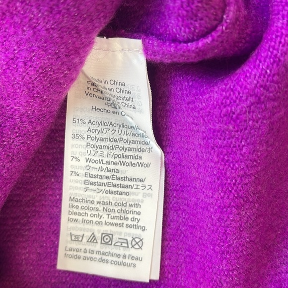 J.Crew Women Crewneck Sweater Violet                                     X23-08 - Picture 3 of 5